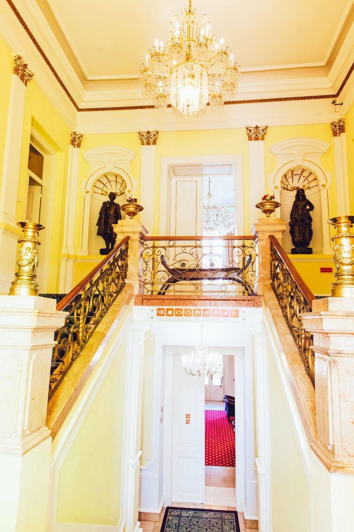 Park Hotel Tartuf Beladice Exterior photo