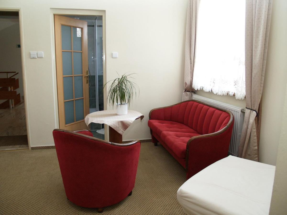 Park Hotel Tartuf Beladice Room photo